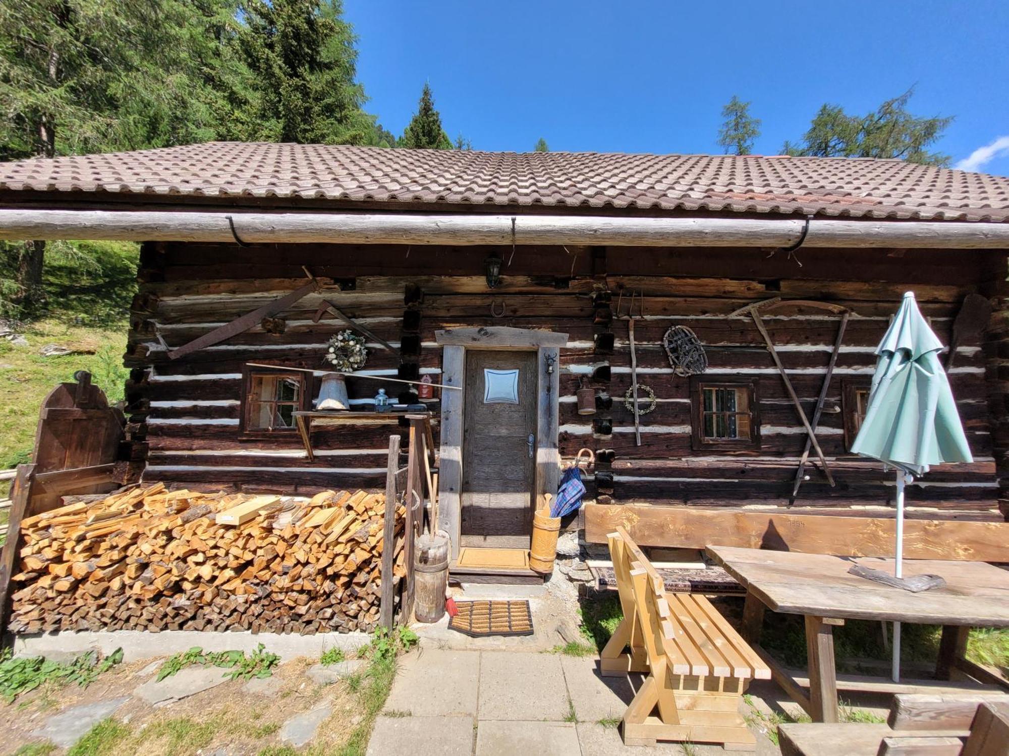 Bergheim Schmidt, Almhuetten Im Wald Appartments An Der Piste Alpine Huts In Forrest Appartments Near Slope Turracher Hohe Rom bilde